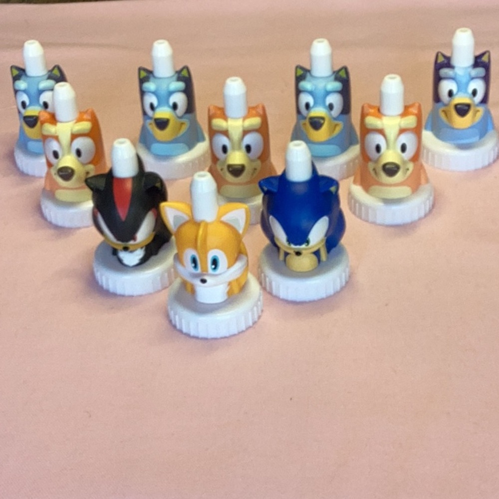 FINAL SALE PRICE 10 Pc Disney & Sonic Good 2 Grow Bottle Toppers
